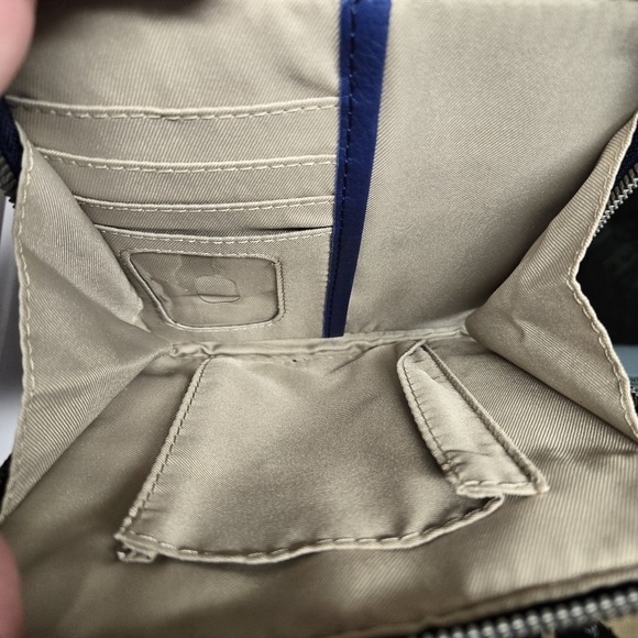 American Leather Co Blue Womens Kansas Crossbody With Card Slots - Picture 6 of 7